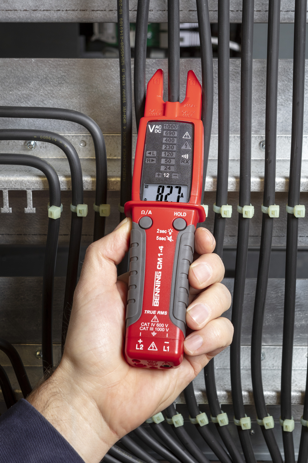 BENNING CM 1-4 Open Stroomtang-Multimeter TRUE RMS.png