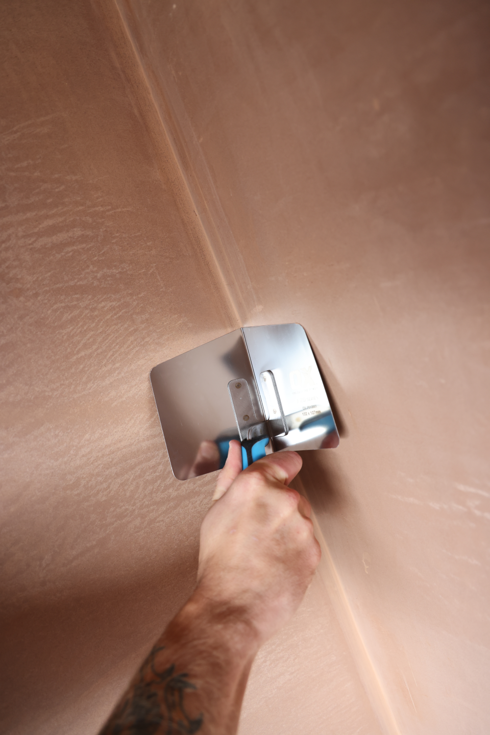 OX Pro Hoektroffel voor inwendige hoeken RVS 102 x 127mm.png