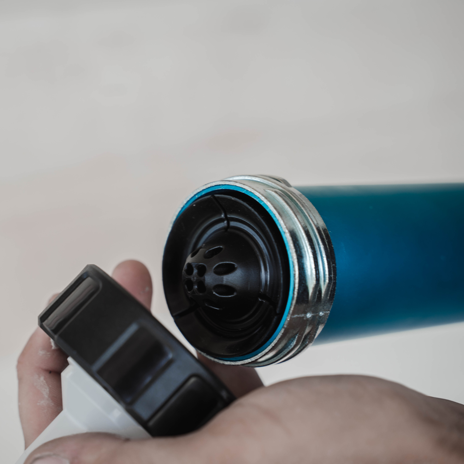 52729e63-0f9f-4061-b6a5-db166ae6631f OX Pro Kitpistool 600ml.png