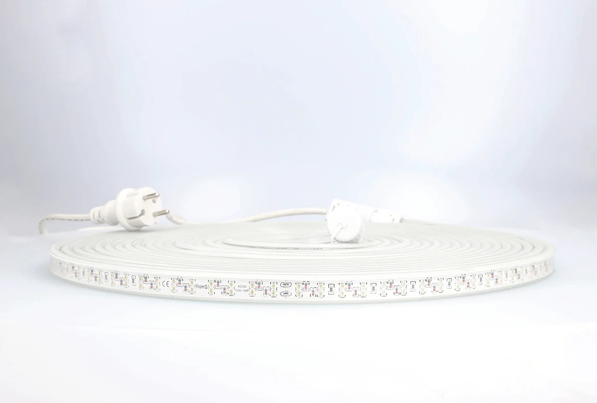 Schwabe LED Strip 180W IP65 15m.png