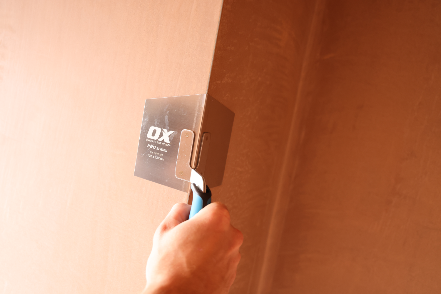 OX Pro Hoektroffel voor uitwendige hoeken RVS 100 x 125mm.png