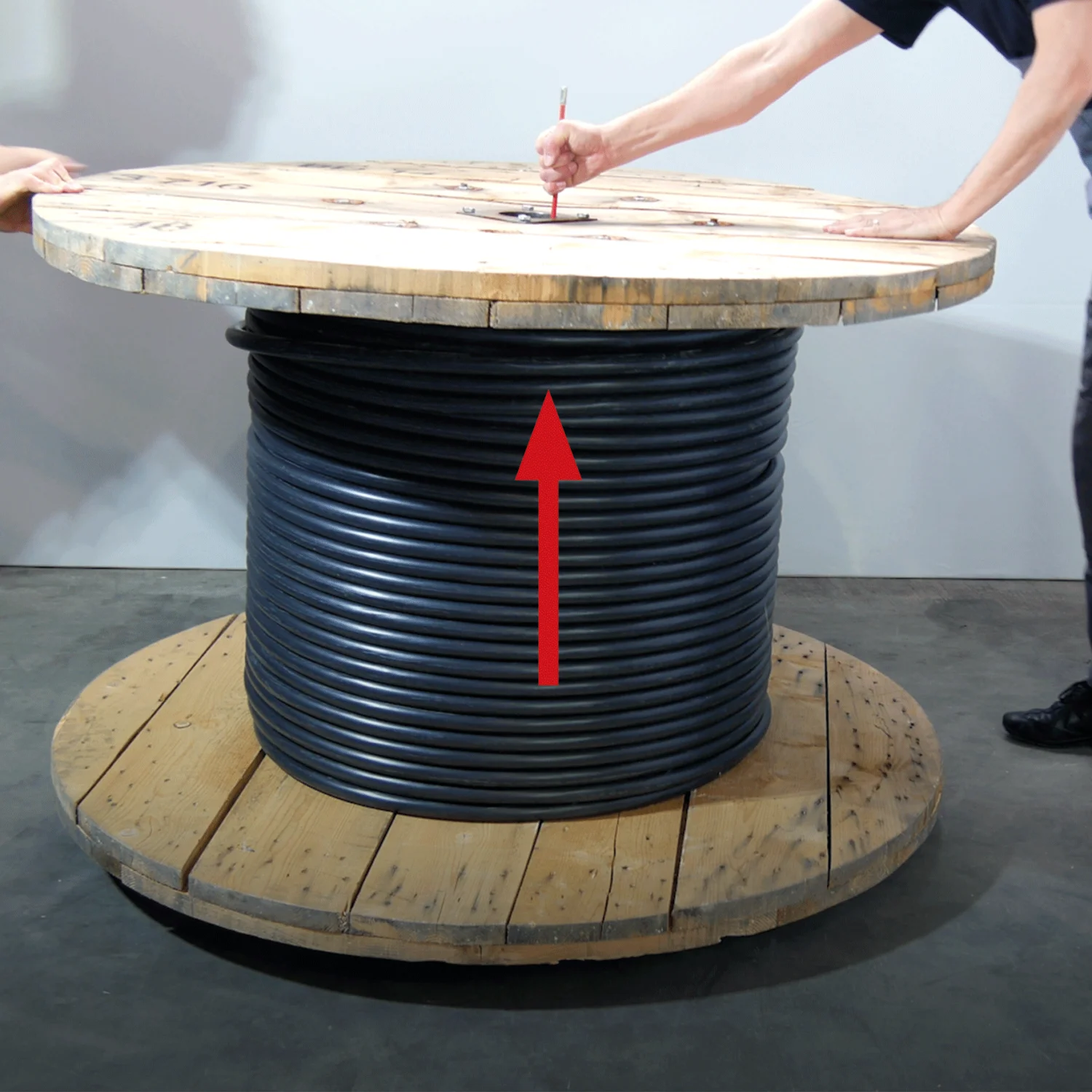 RUNPO Doorvoerstokken rood 7,5mm 2 x 410mm.png