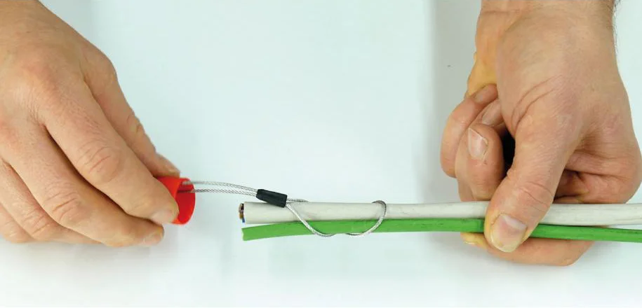 RUNPO Runpofix Kabeltreklussenset RTG6 -14-30mm met swivel, 4-delig.png