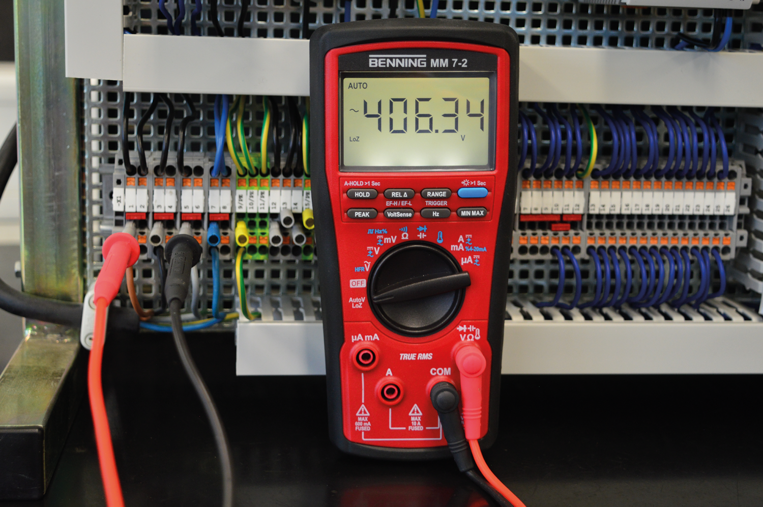 BENNING MM 7-2 Digitale Multimeter TRUE RMS.png