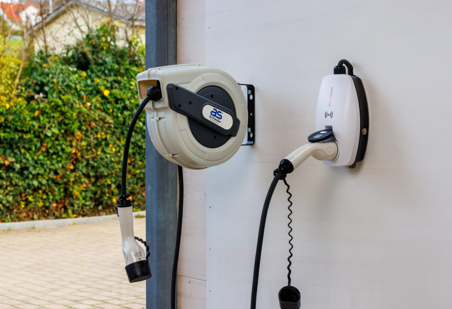 Schwabe Automatische Haspel voor oplaadkabel 400V 11kW IP44 H07BZ5-F 5G2.5 2+5m